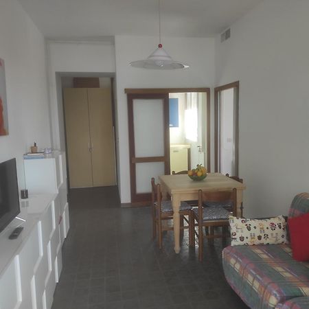 Appartamento Vista Mare Rímini Exterior foto
