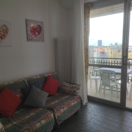 Appartamento Vista Mare Rímini Exterior foto